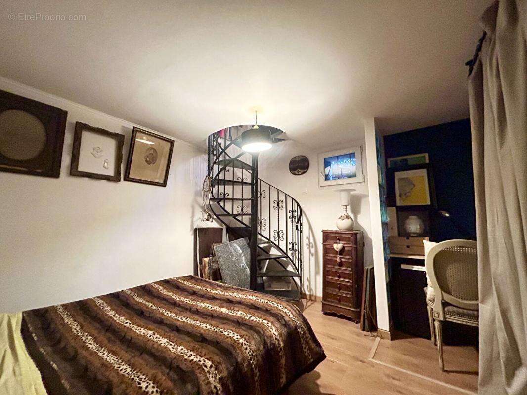 Appartement à NOGENT-SUR-MARNE