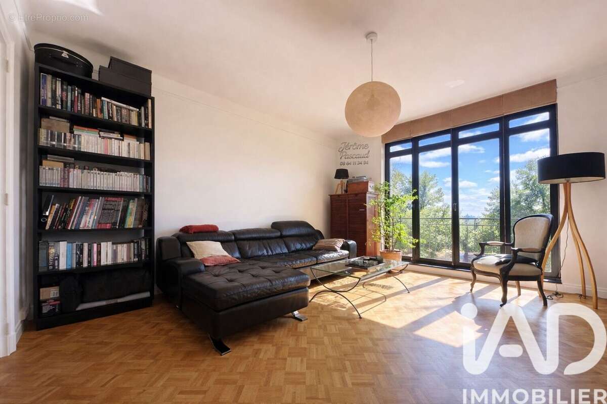 Photo 2 - Appartement à VERSAILLES