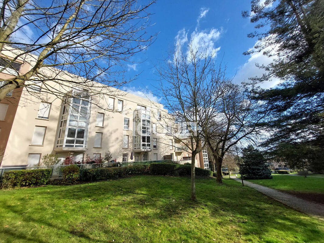 Appartement à ROSNY-SOUS-BOIS