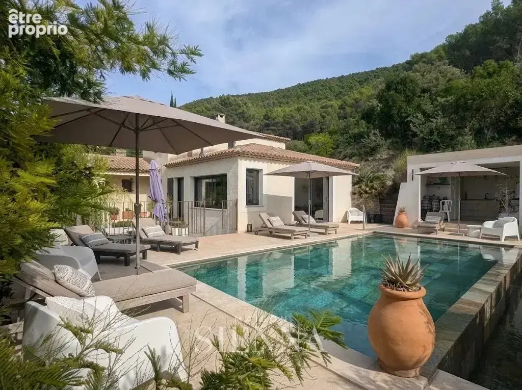 Maison 5 pièces 182 m² à vendre à Ceyreste (13600) - photo 3
