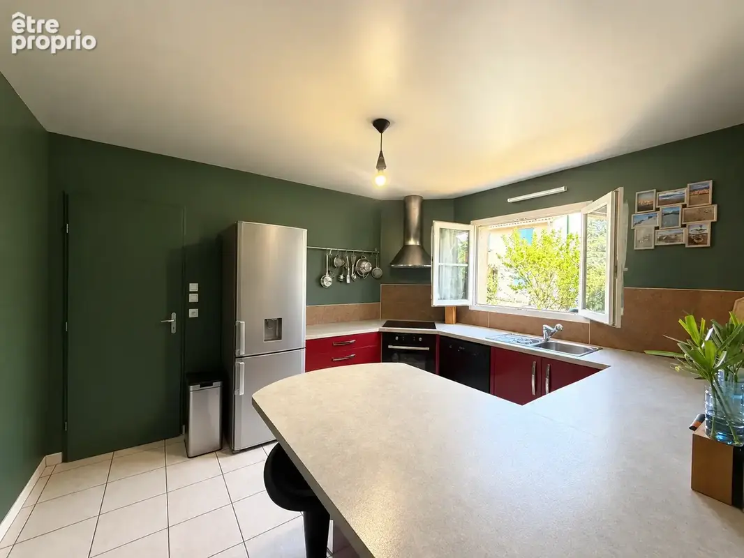 Maison T5 de 101 avec garage (28M2) et terrain 280 M2 - photo 4