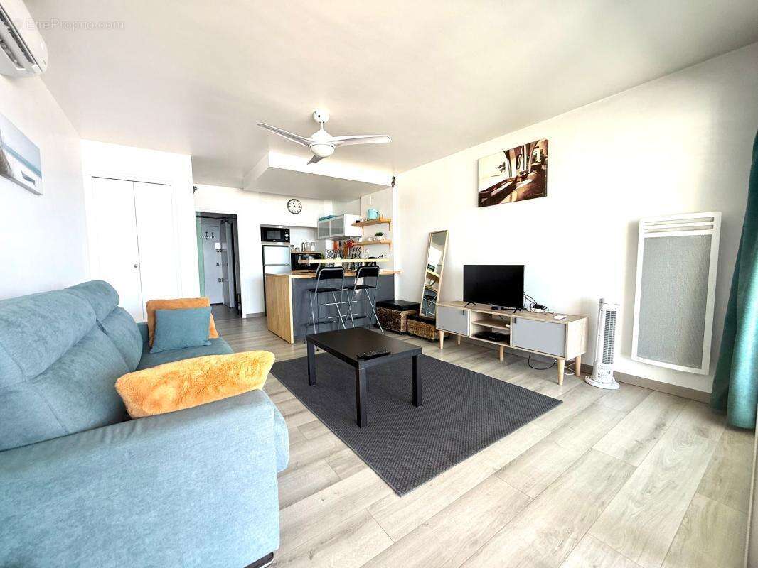 Appartement à MAUGUIO