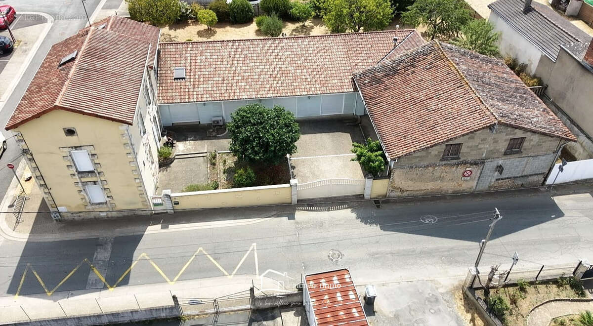 Maison à VASLES