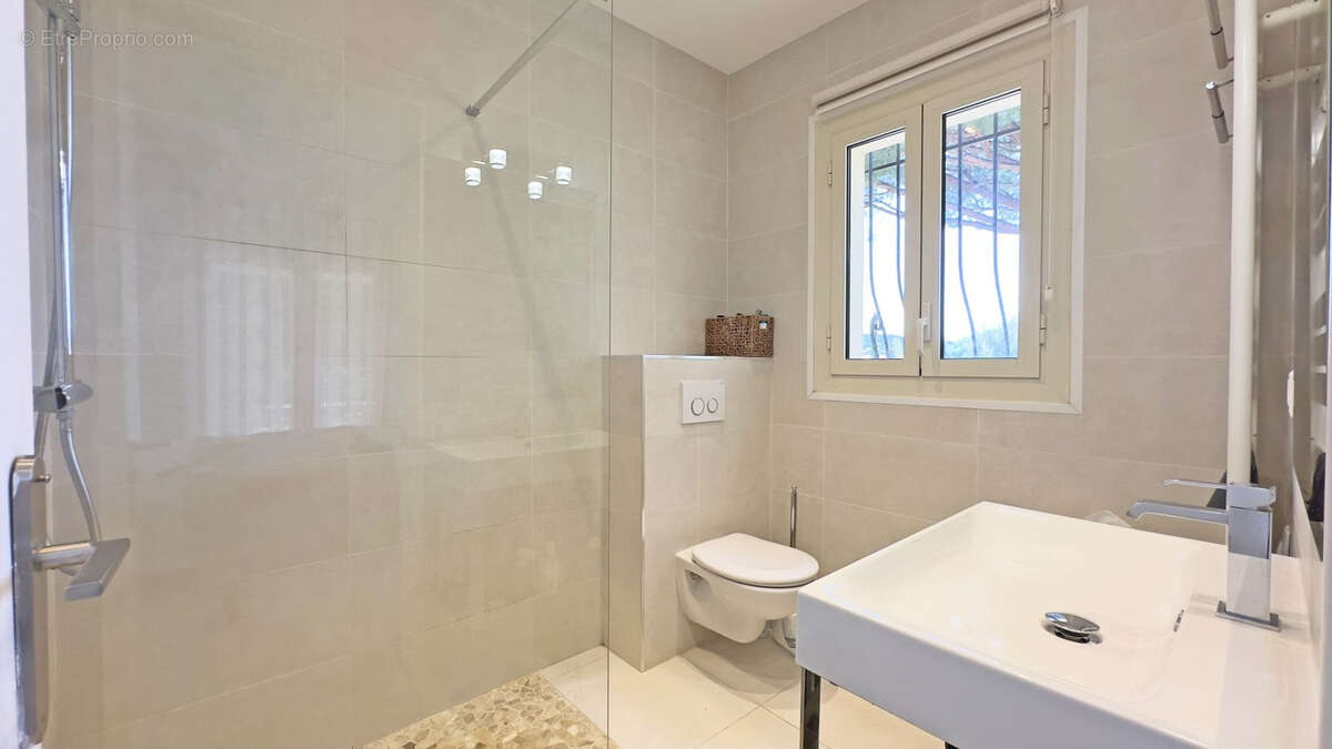 Maison à CAVALAIRE-SUR-MER