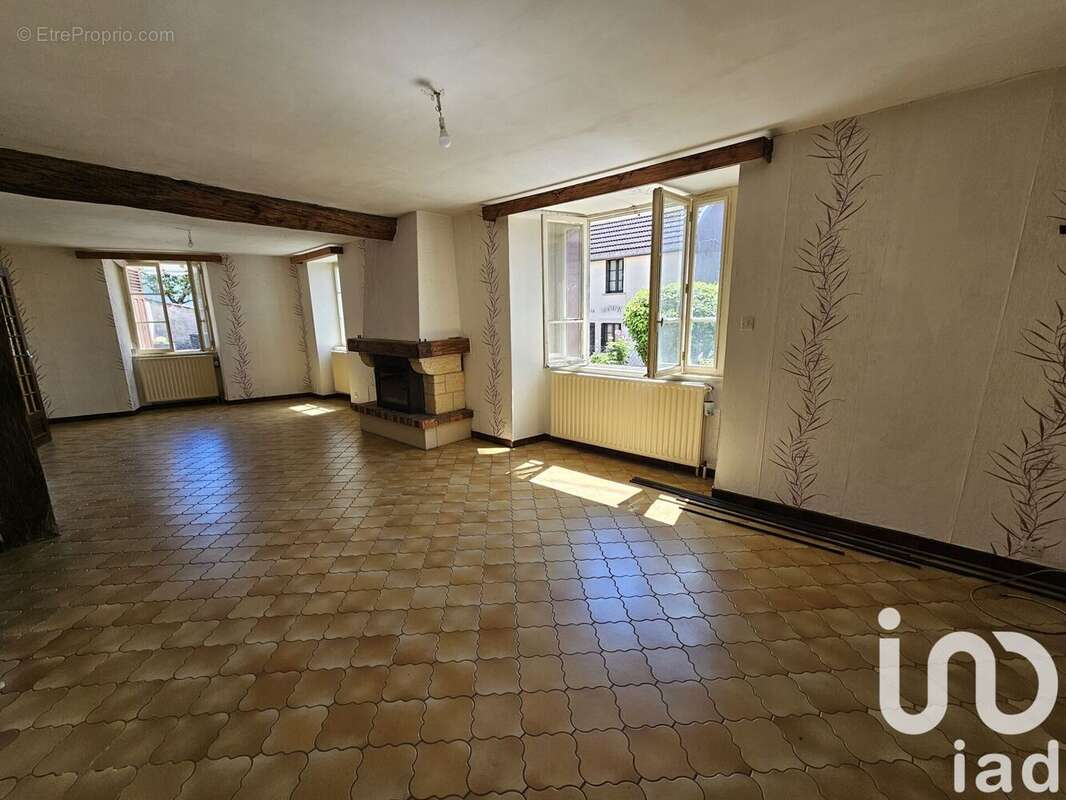 Photo 5 - Maison à CONFLANDEY