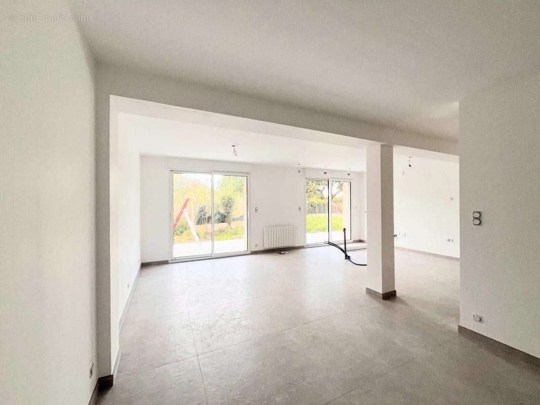 Maison à SAINT-NICOLAS-DE-REDON