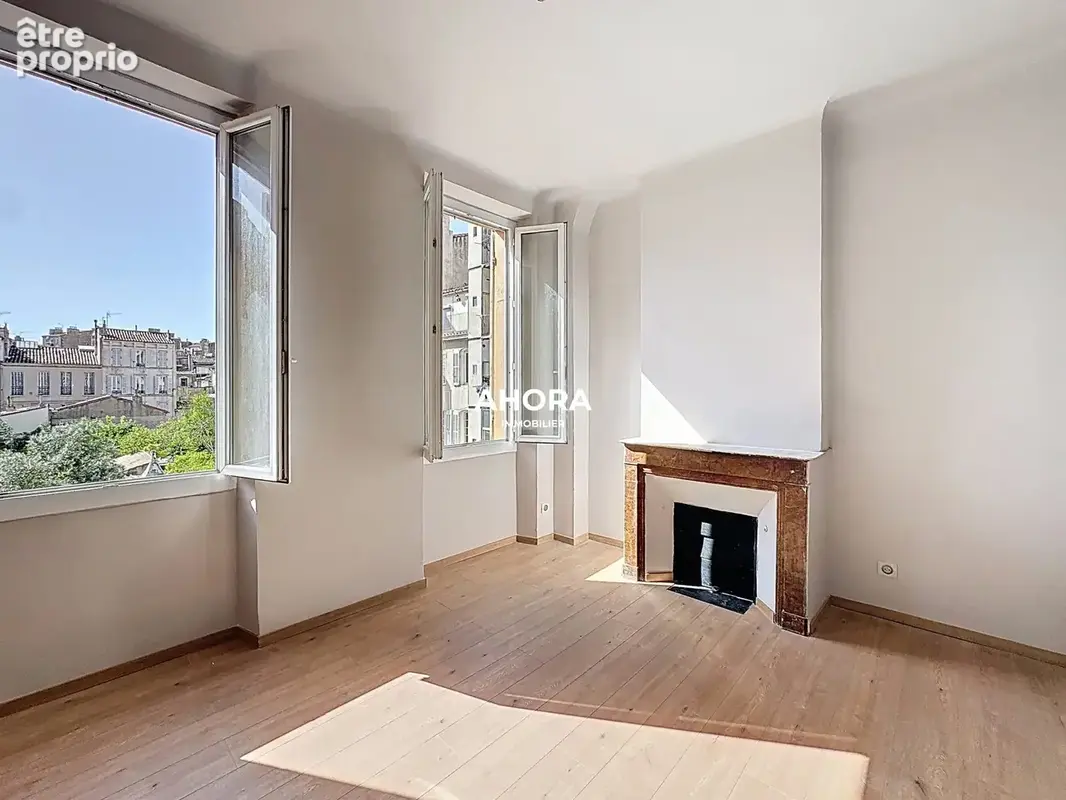Appartement 58 m² à Marseille-6e  - photo 8