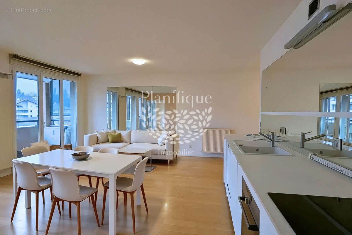 Appartement à DIVONNE-LES-BAINS