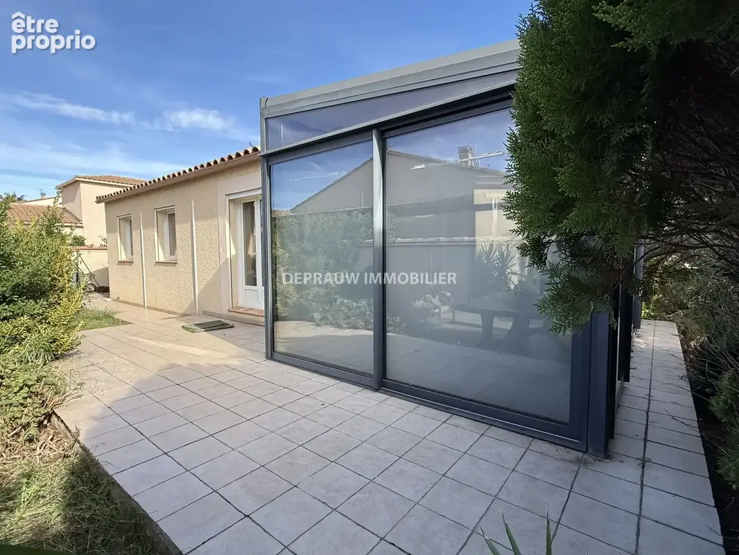 Maison 4 faces de plain-pied avec 2 chambres, bureau, véranda et jardin - photo 3