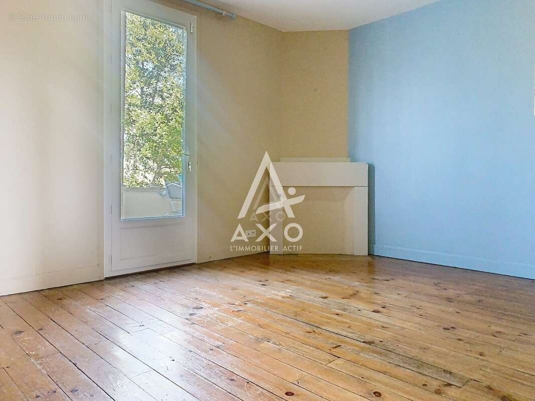 Maison à SAINT-JULIA