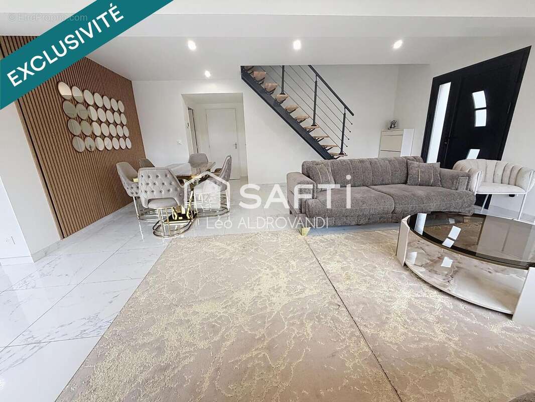 Photo 2 - Maison à ETERVILLE