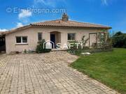 Photo 1 - Maison à LAMASQUERE