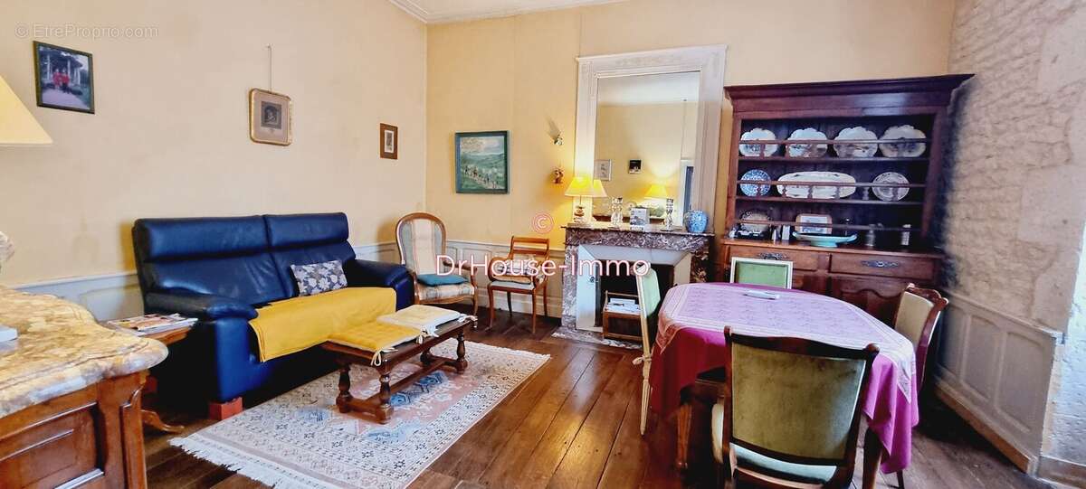 Maison à FONTENAY-LE-COMTE