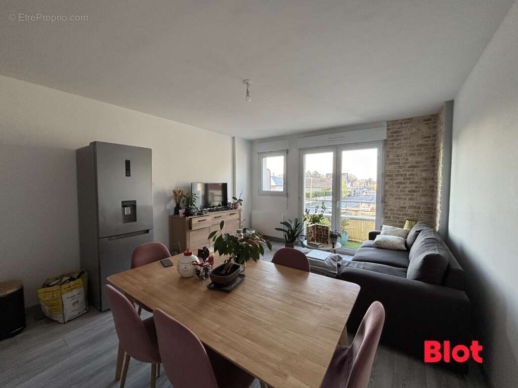 Appartement à LIFFRE