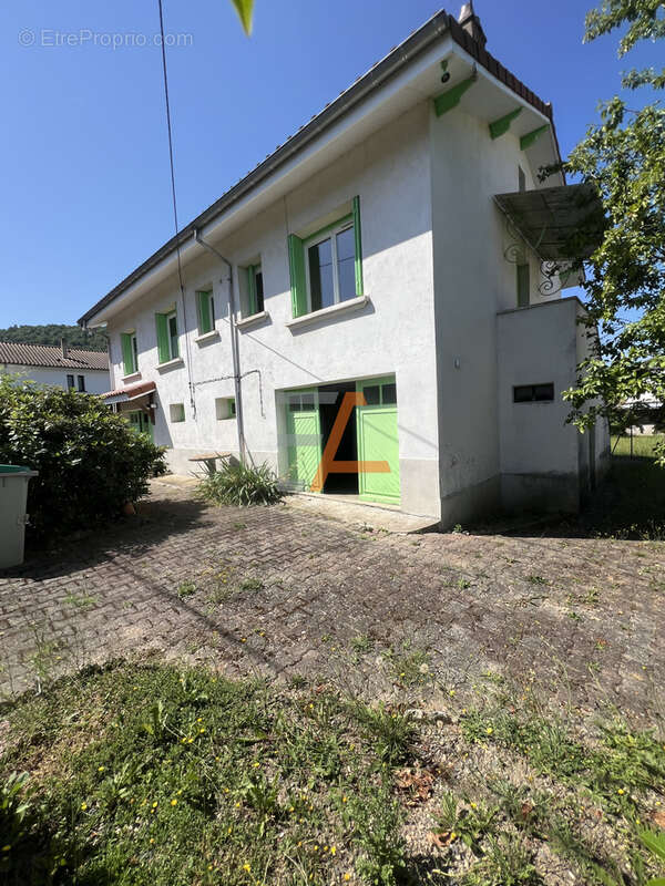 Maison à AUREC-SUR-LOIRE