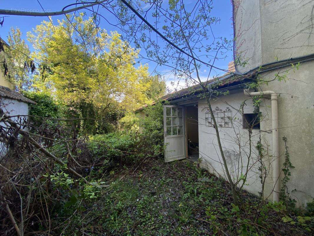 Maison à ROSNY-SUR-SEINE