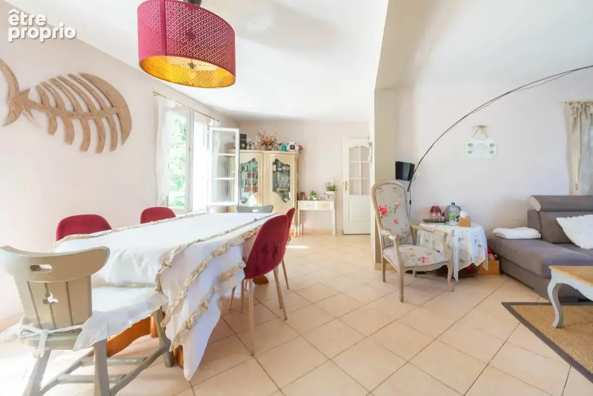 Maison de 7 pièces de 140 m² à Ronquerolles - photo 4