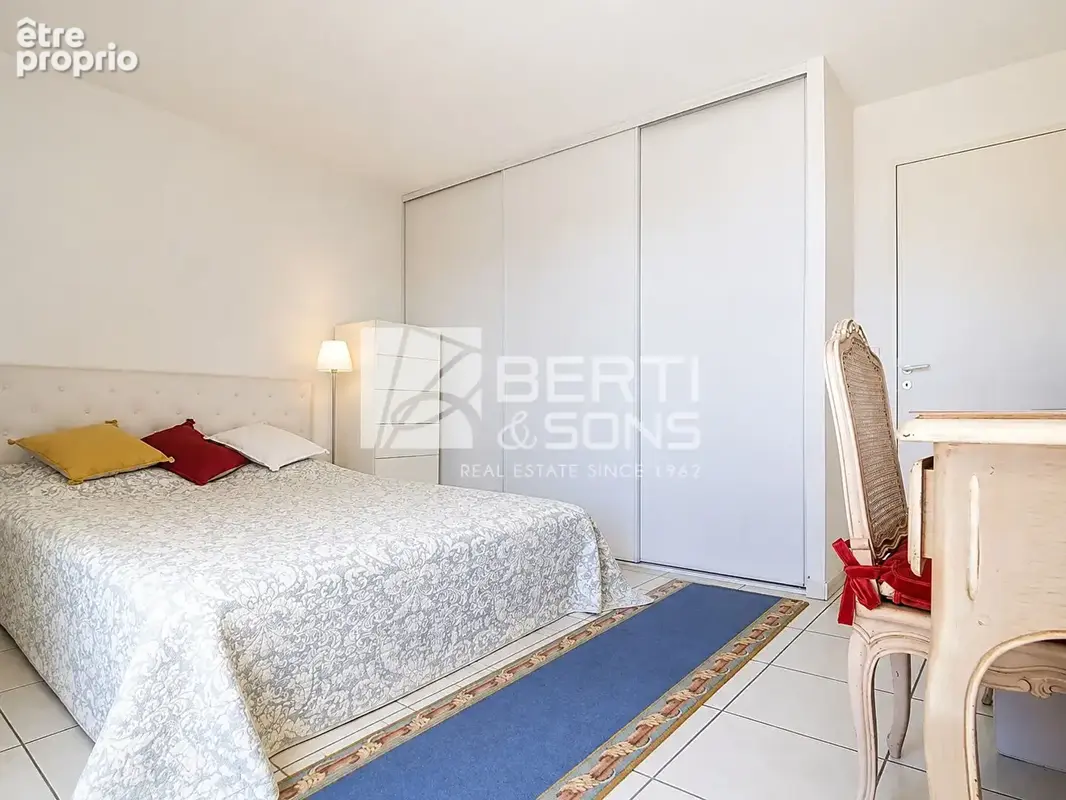 Exclusivite - beau 2/3 pieces en tres bon etat avec grande terrasse domaine securise - photo 10