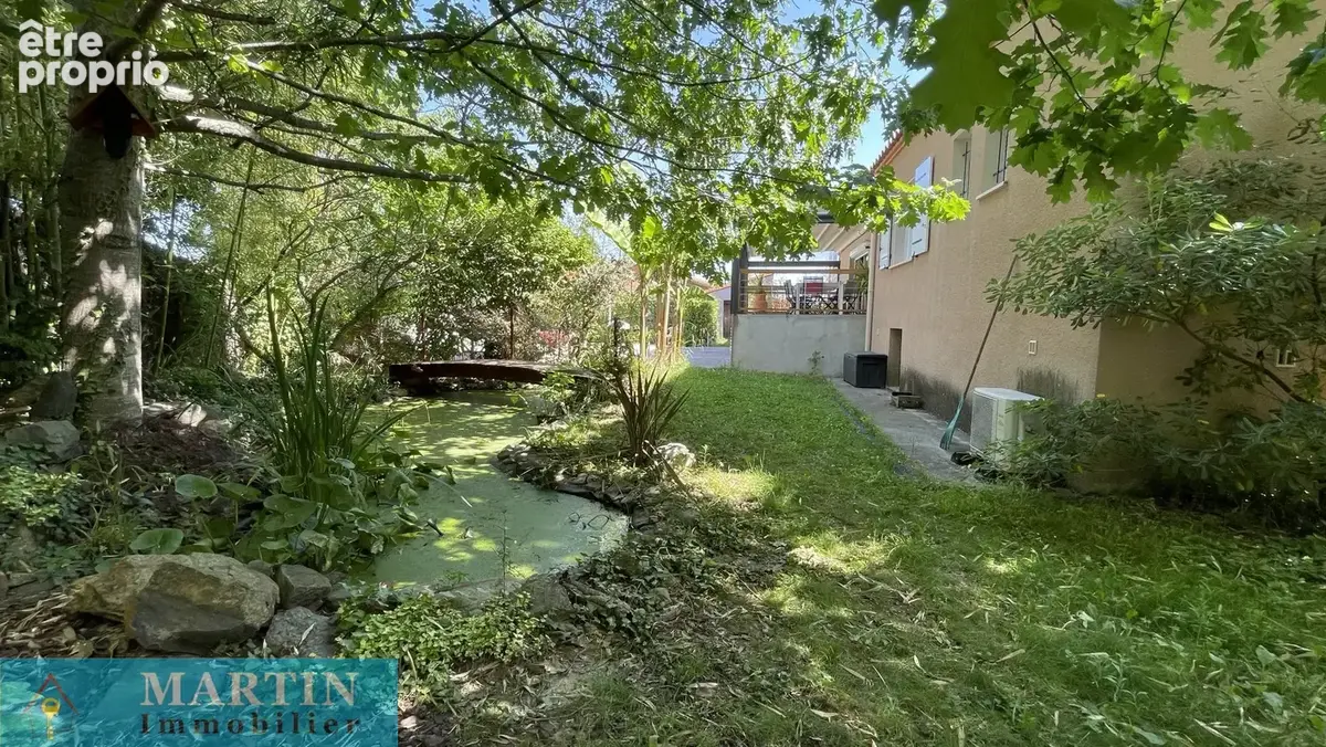 Magnifique villa avec piscine et terrain arbore - photo 12