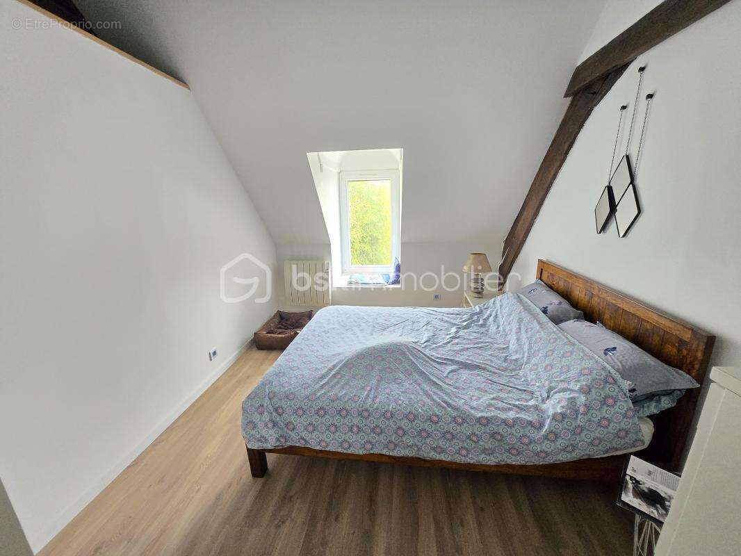 Maison à SAINT-MARTIN-DES-CHAMPS