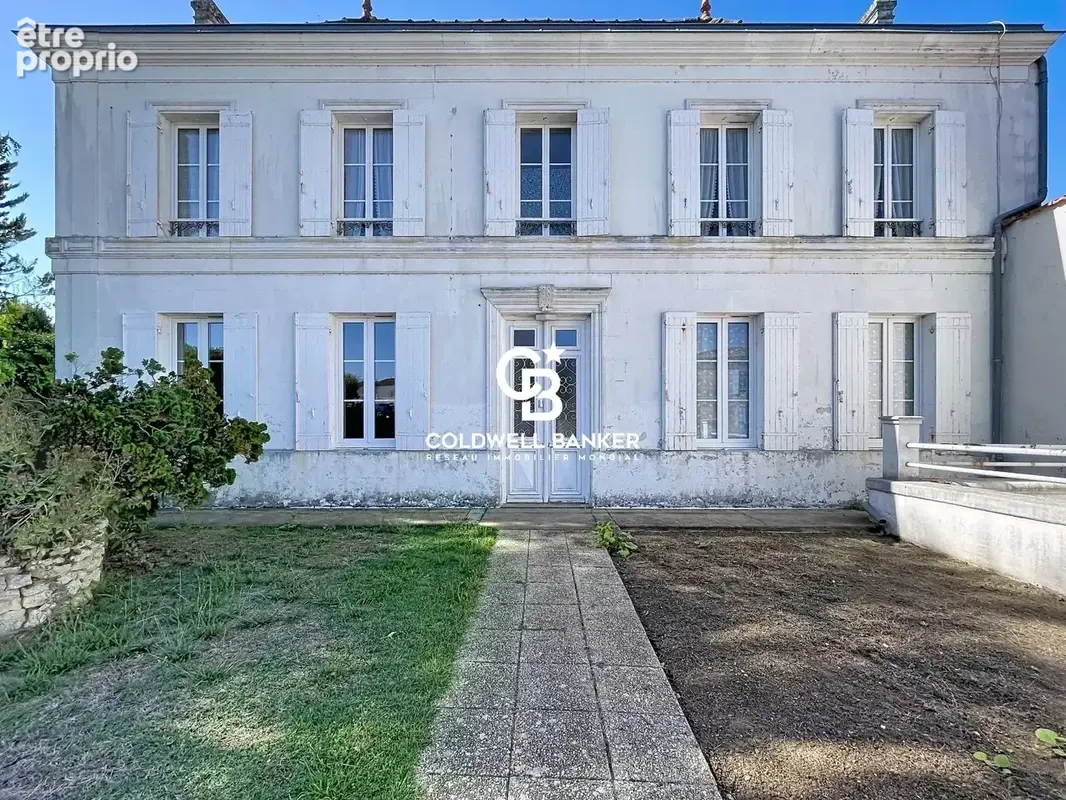 Maison à SAINT-ROMAIN-DE-BENET