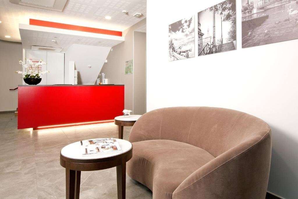 INVESTISSEMENT LOCATIF  Paris 19ème arrondissement  Résidence d'Affaires Residhome Appart Hôtel Paris Rosa Parks - 6,05 % de r - photo 9