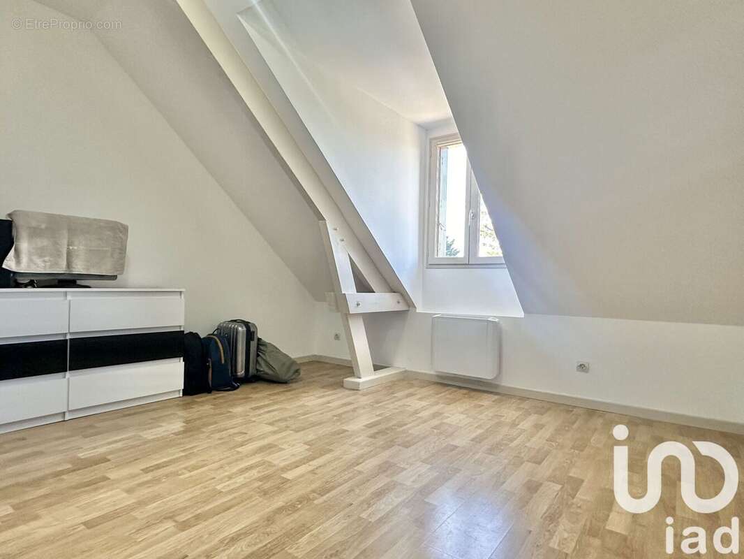 Photo 9 - Maison à VILLENEUVE-SUR-YONNE