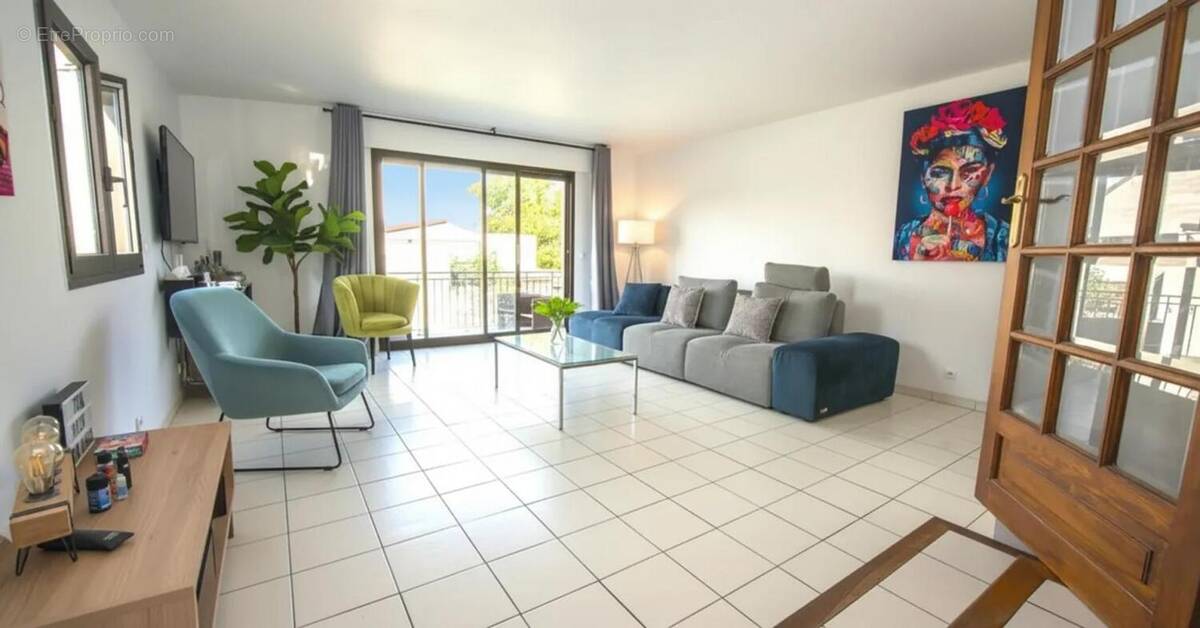 Maison à L&#039;HAY-LES-ROSES