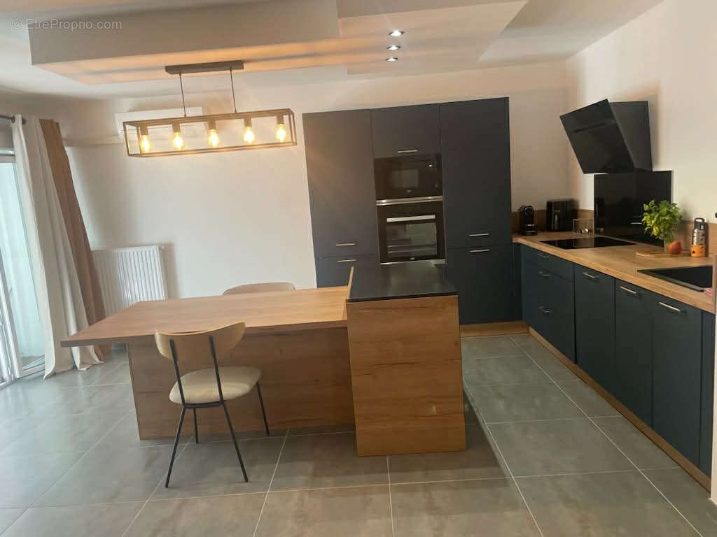 Appartement à MARSEILLE-12E