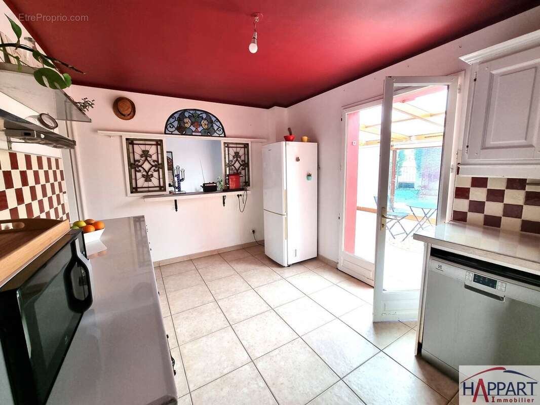 Maison à VAUX-LE-PENIL