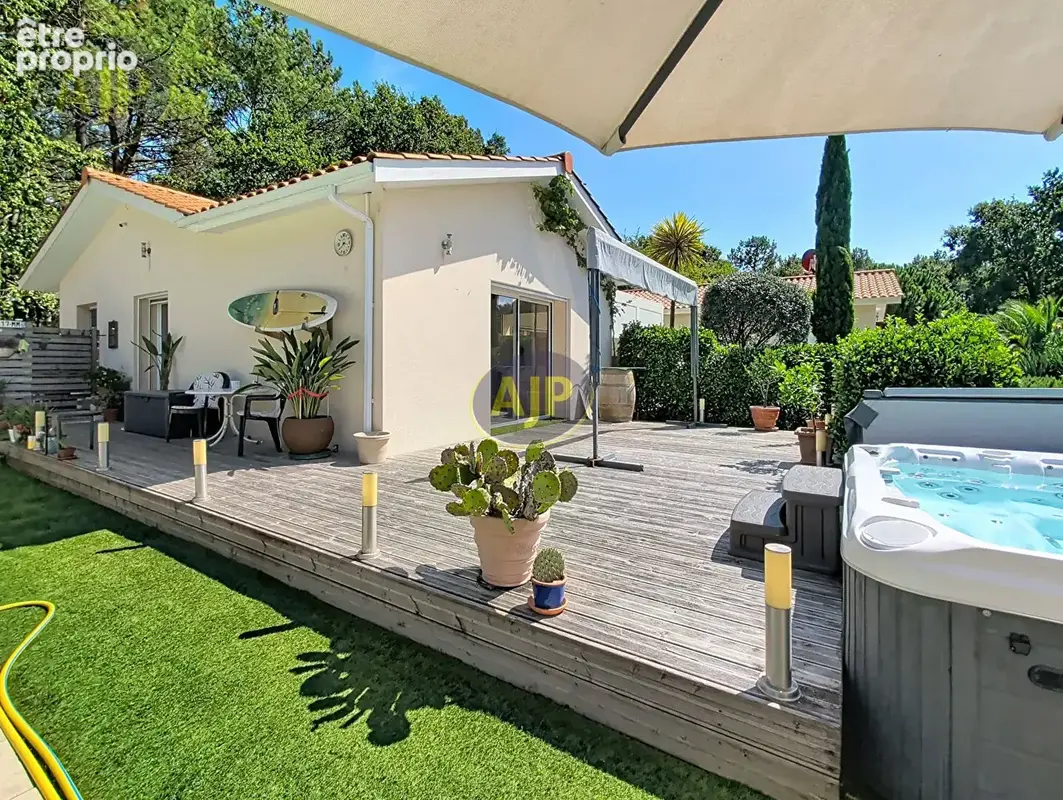 GRAYAN ET L'HÔPITAL proche SOULAC SUR MER : Propriété d'exception avec piscine et dépendance ? À 5 min des plages - photo 4