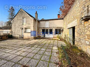Maison à VILLAINES-LES-ROCHERS