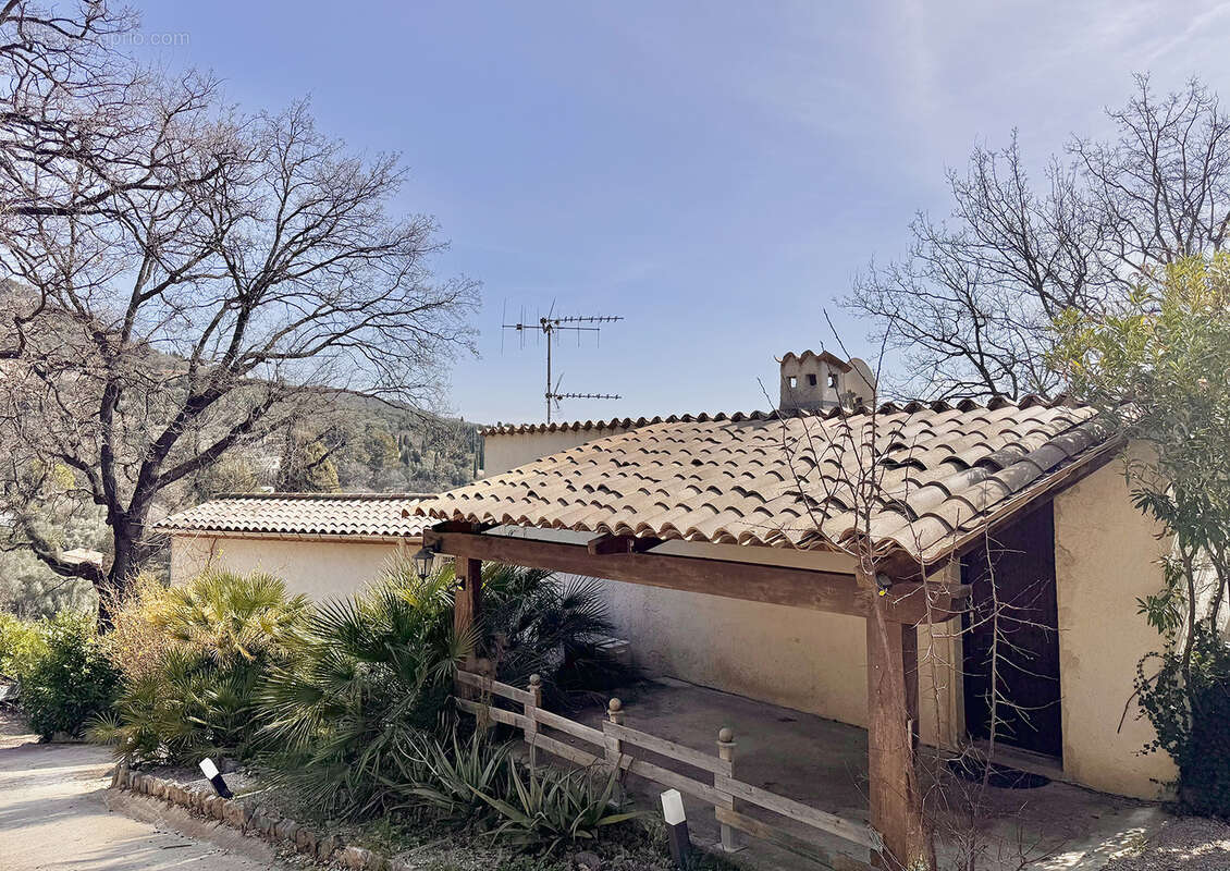 Maison à SPERACEDES