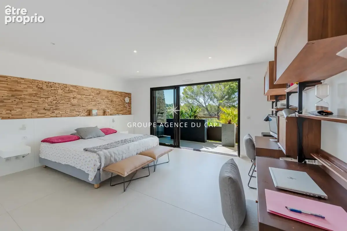 Appartement villa toit 5 pieces vue mer panoramique terrasse solarium  jaccuzzi piscine garage plage et commerces a pied a saint - photo 12