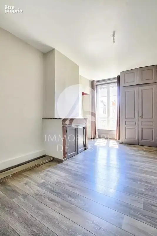 T4 - LYON 7 - 85 m² - photo 5