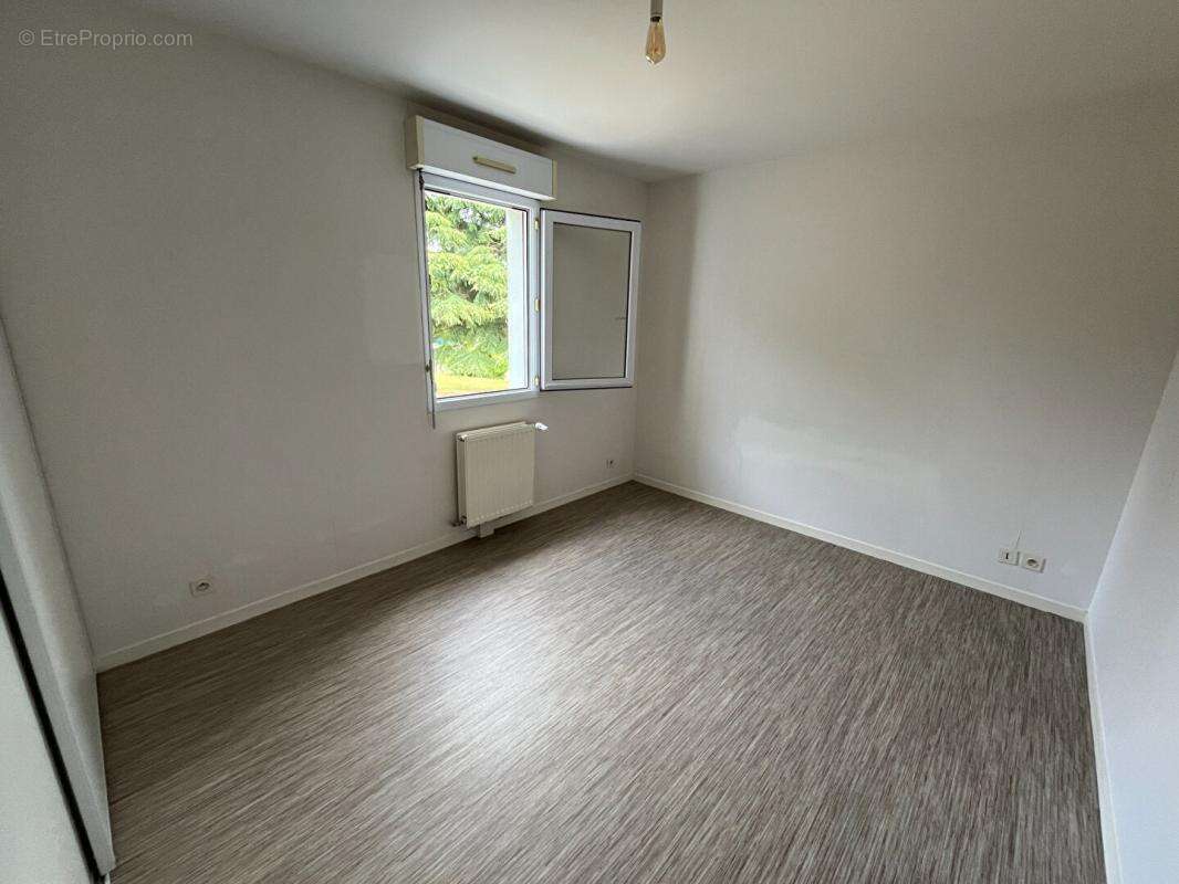 Montreuil-Juigné - T3 en duplex - photo 7