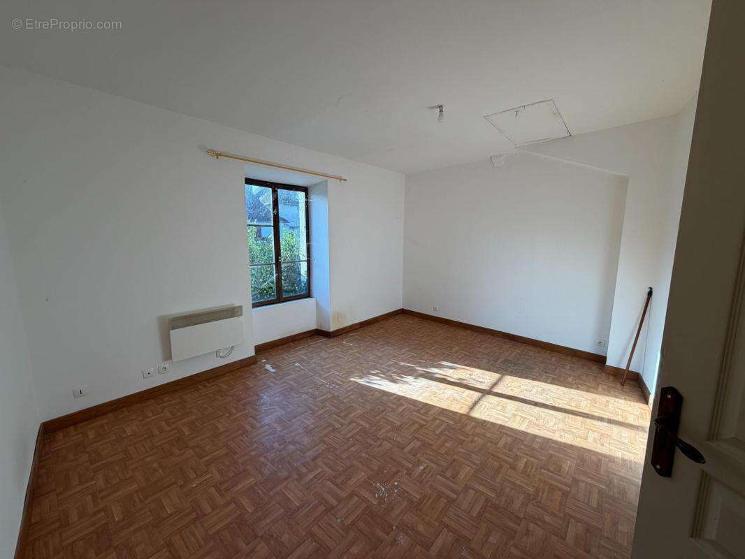 Maison à SAINT-BENOIT-DU-SAULT