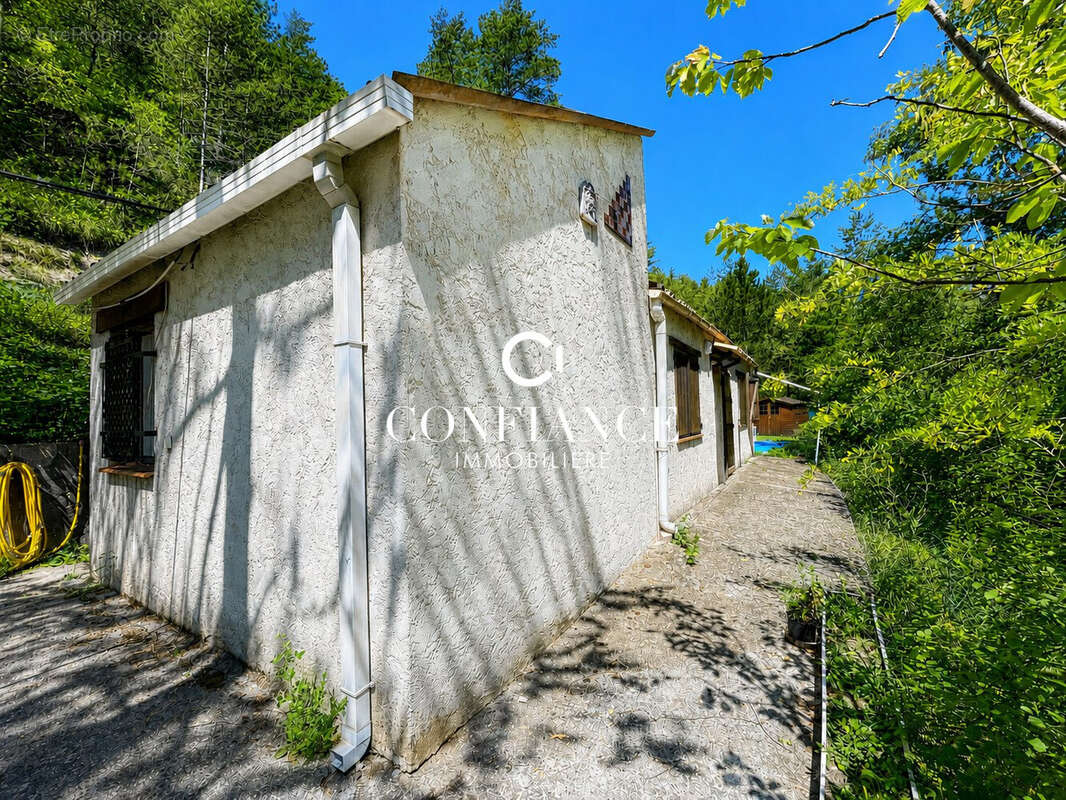 Maison 60 m² à Rigaud  - photo 2