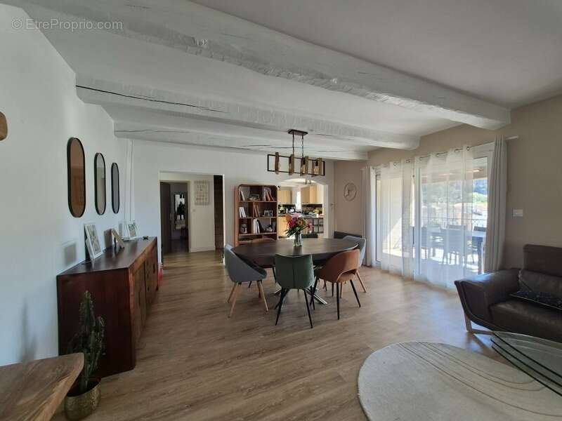 Maison à SOLLIES-TOUCAS