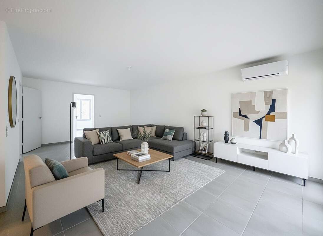 Appartement à FLASSANS-SUR-ISSOLE