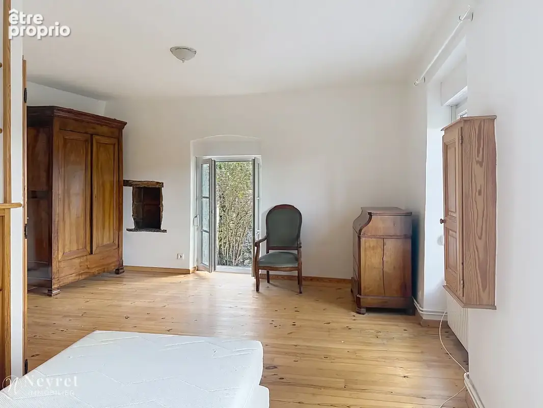 maison st genest  lerpt - photo 11