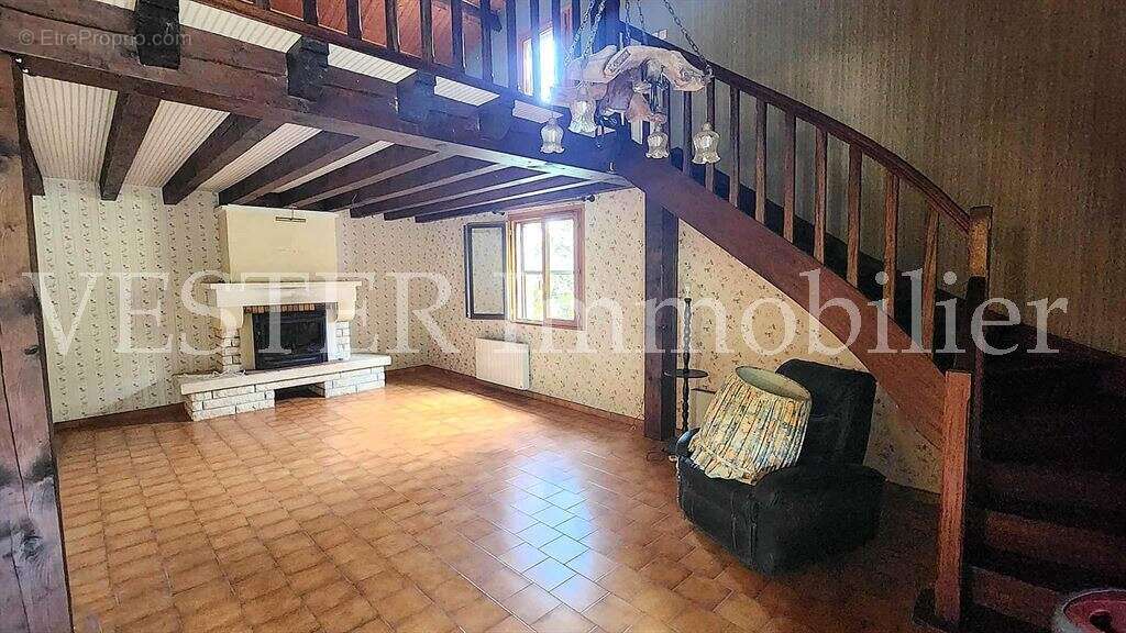 Maison à SAINT-LAURENT-DES-HOMMES