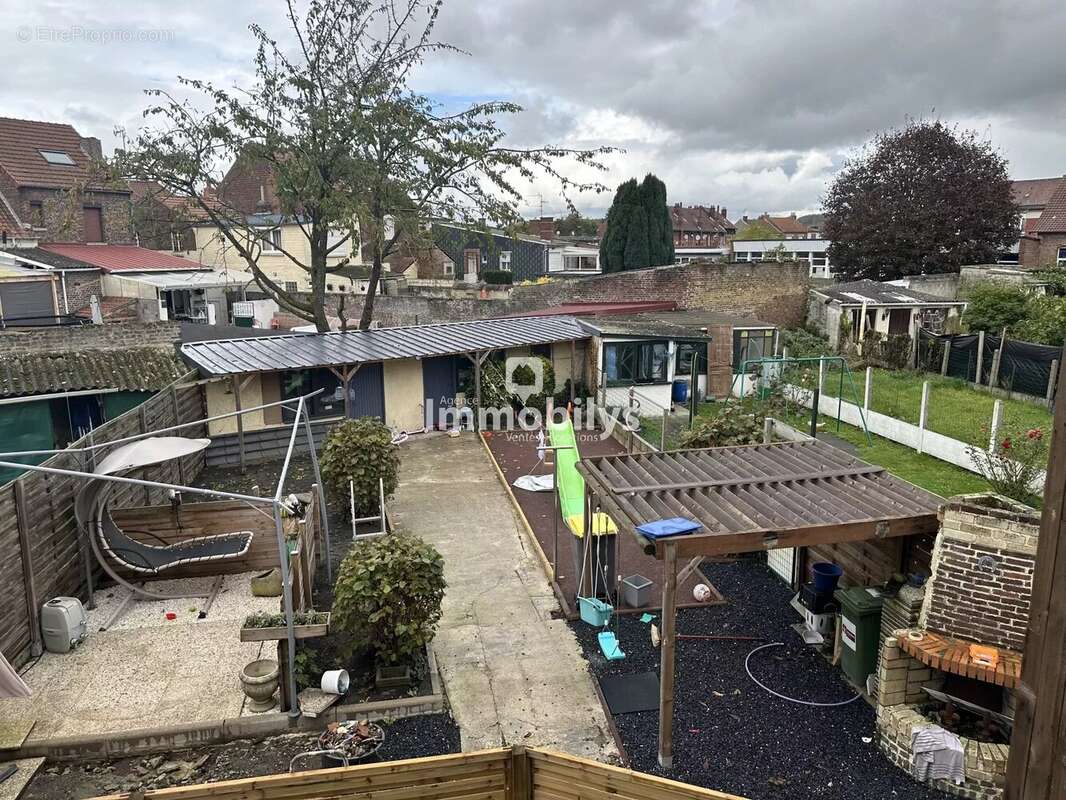 Appartement à WAZIERS