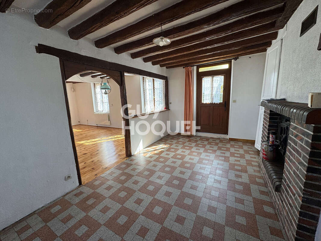 Maison à BRETEUIL