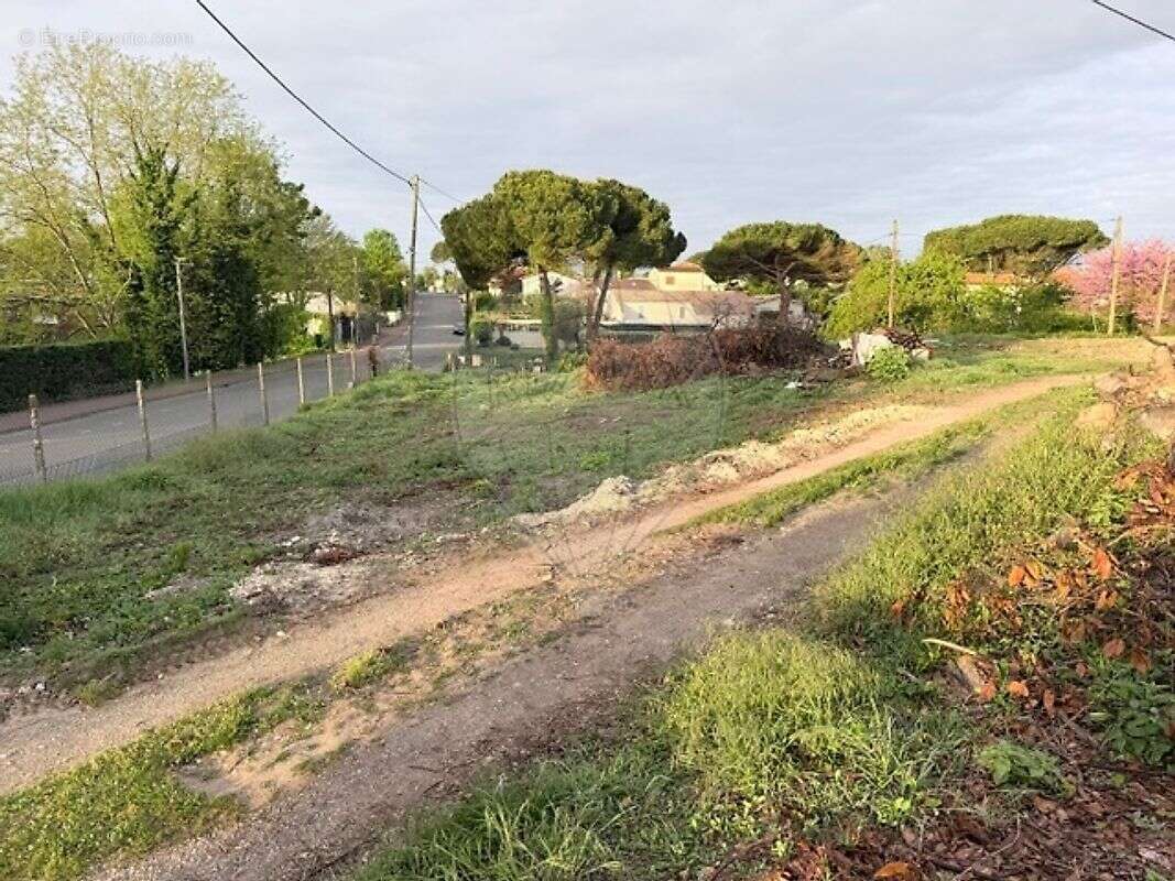 Terrain à SAINT-PALAIS-SUR-MER