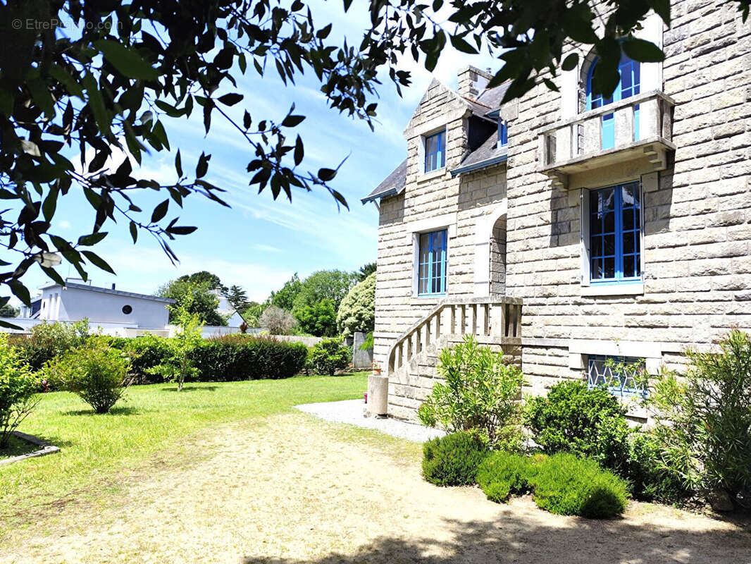 Maison à COMBRIT