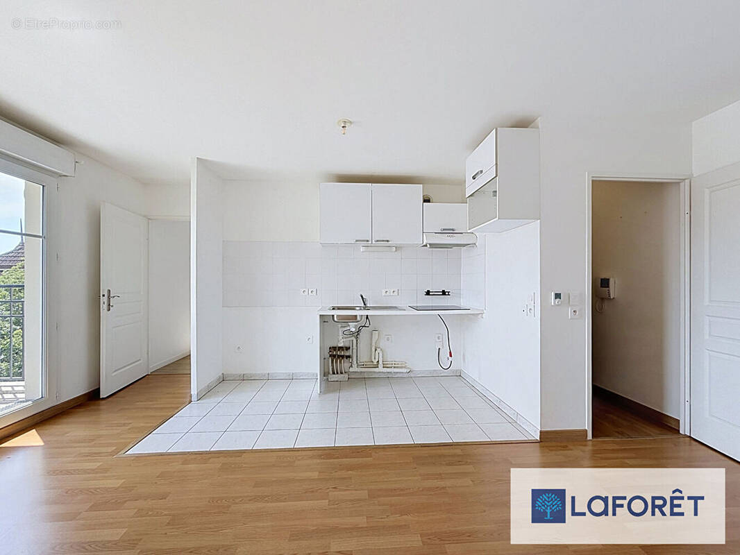Appartement à LE PLESSIS-TREVISE