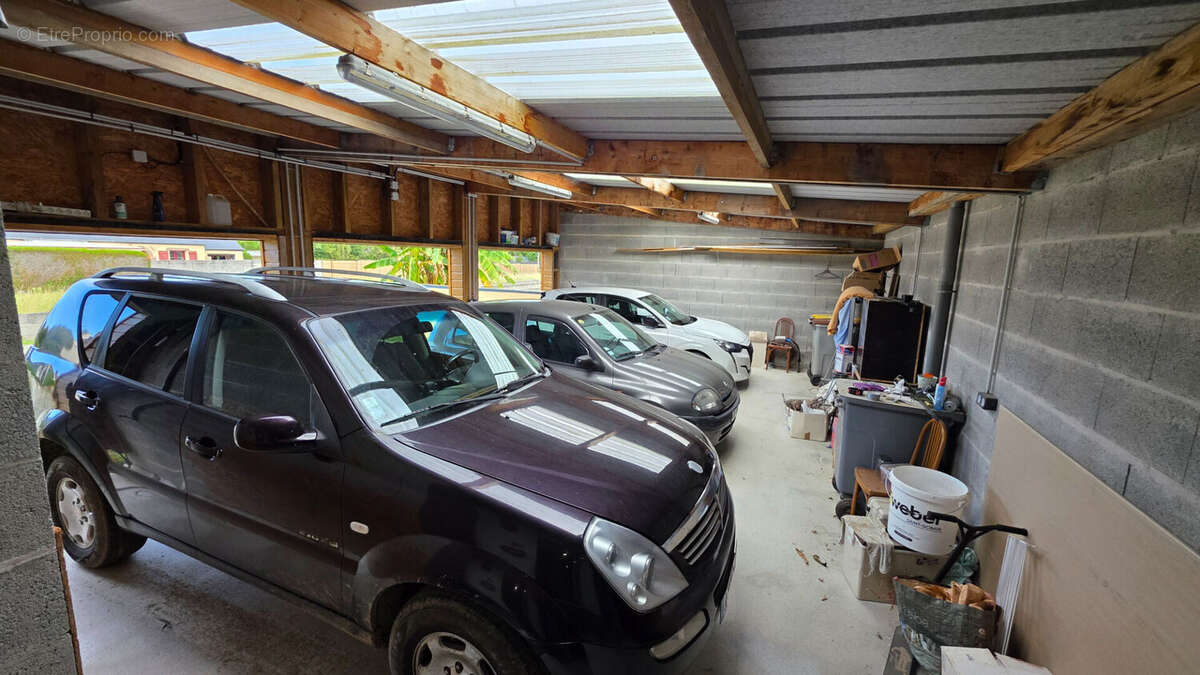 Maison à MINIAC-MORVAN