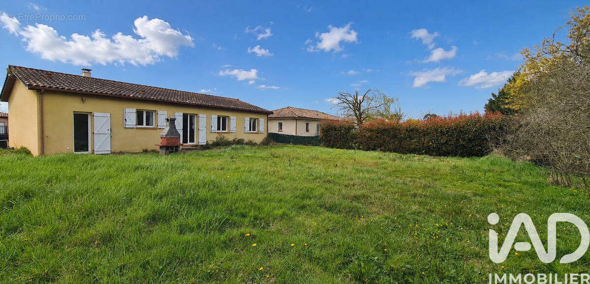 Photo 1 - Maison à LA VILLE-DIEU-DU-TEMPLE