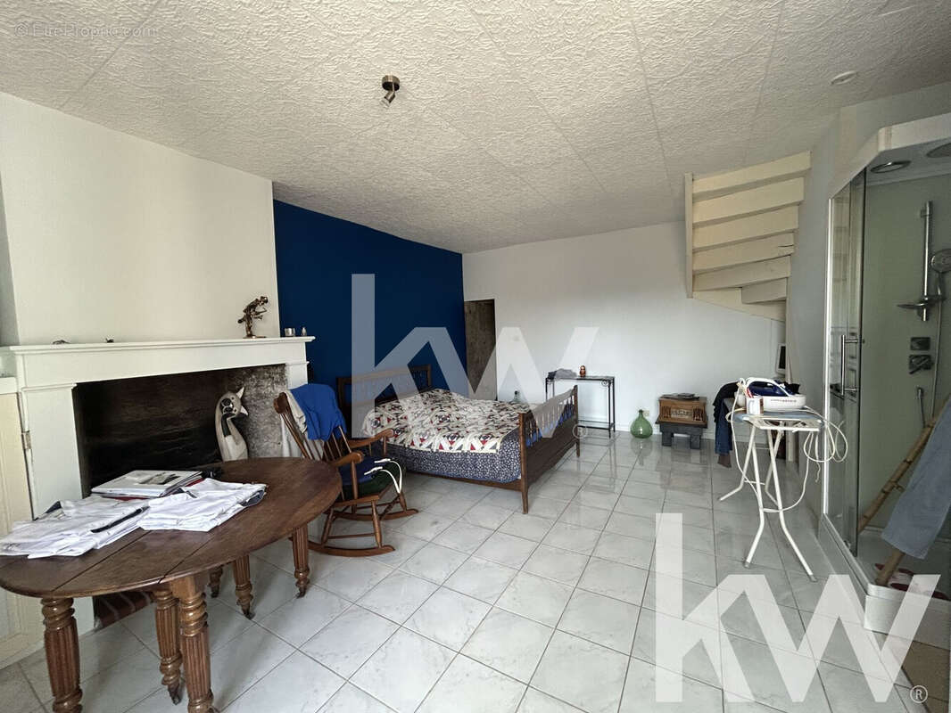 Maison 171 m² à Baule  - photo 5